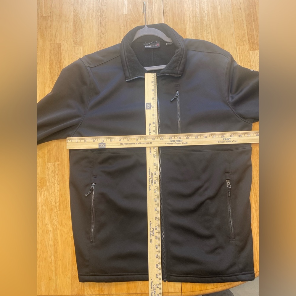 Swiss Tech Black Lightweight Softshell Jacket - image 2